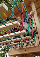 Hängenrücke für Kindergärten und Spielplätze